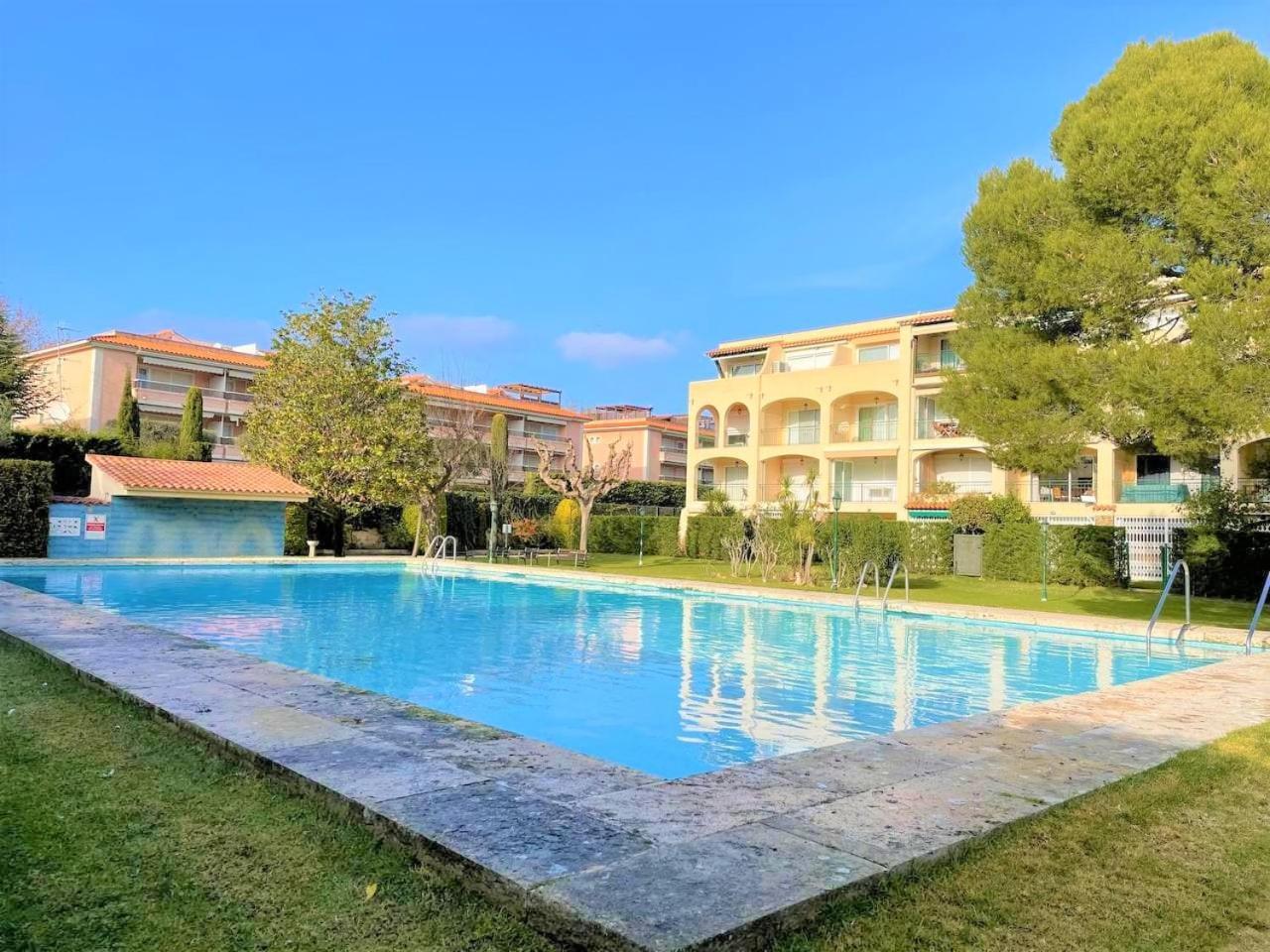 Apartamento En Platja Sant Pol S'Agaro Con Pisicina Y Jardin Sant Feliu de Guíxols Exteriör bild
